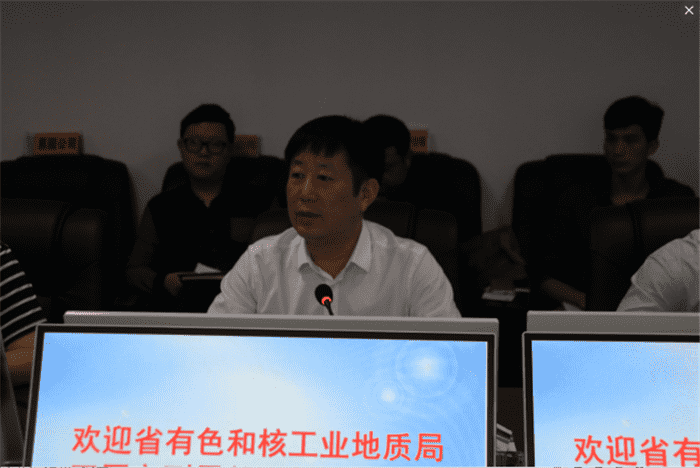 省有色和核工業(yè)地質(zhì)局王開(kāi)文副局長(cháng)一行蒞臨九龍地礦公司調研、指導