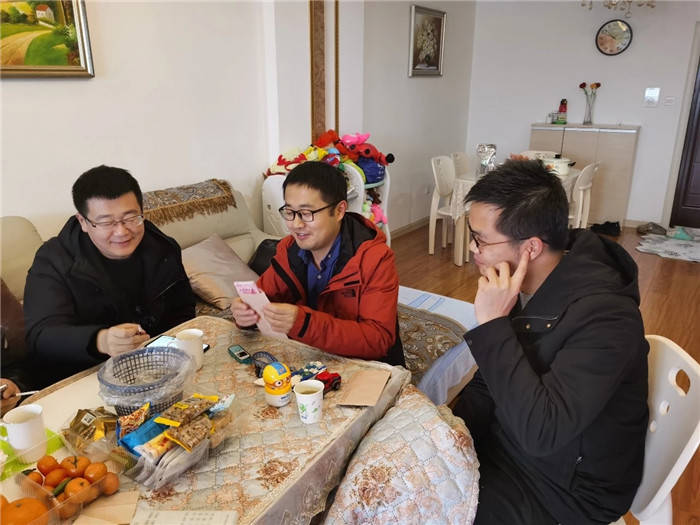 九龍地礦公司春節前夕開(kāi)展走訪(fǎng)慰問(wèn)活動(dòng)