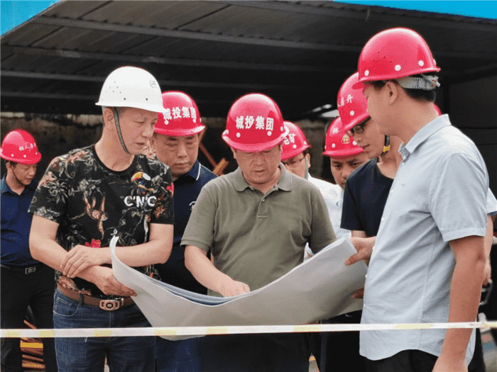 市城投集團公司黨委書(shū)記、董事長(cháng)蔡江 調研九龍地礦公司重點(diǎn)項目建設和企業(yè) 安全生產(chǎn)、規劃發(fā)展情況