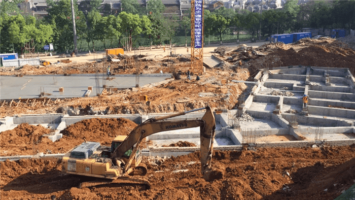 銅仁城投集團公司領(lǐng)導赴項目開(kāi)展節前安全生產(chǎn)大檢查