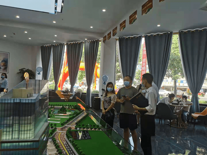 銅仁城投·碧水錦城項目盛大開(kāi)盤(pán)