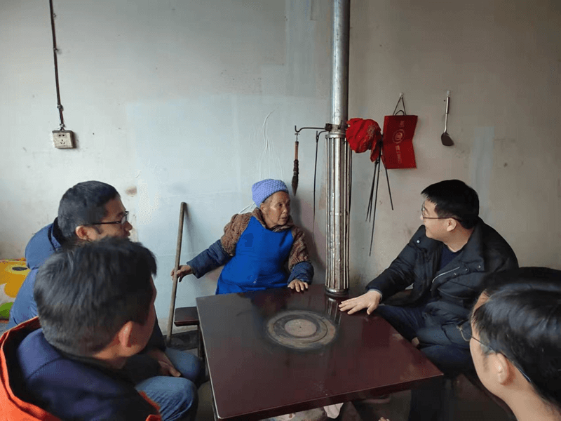 城交集團公司領(lǐng)導開(kāi)展節前鄉村振興幫扶走訪(fǎng)慰問(wèn)