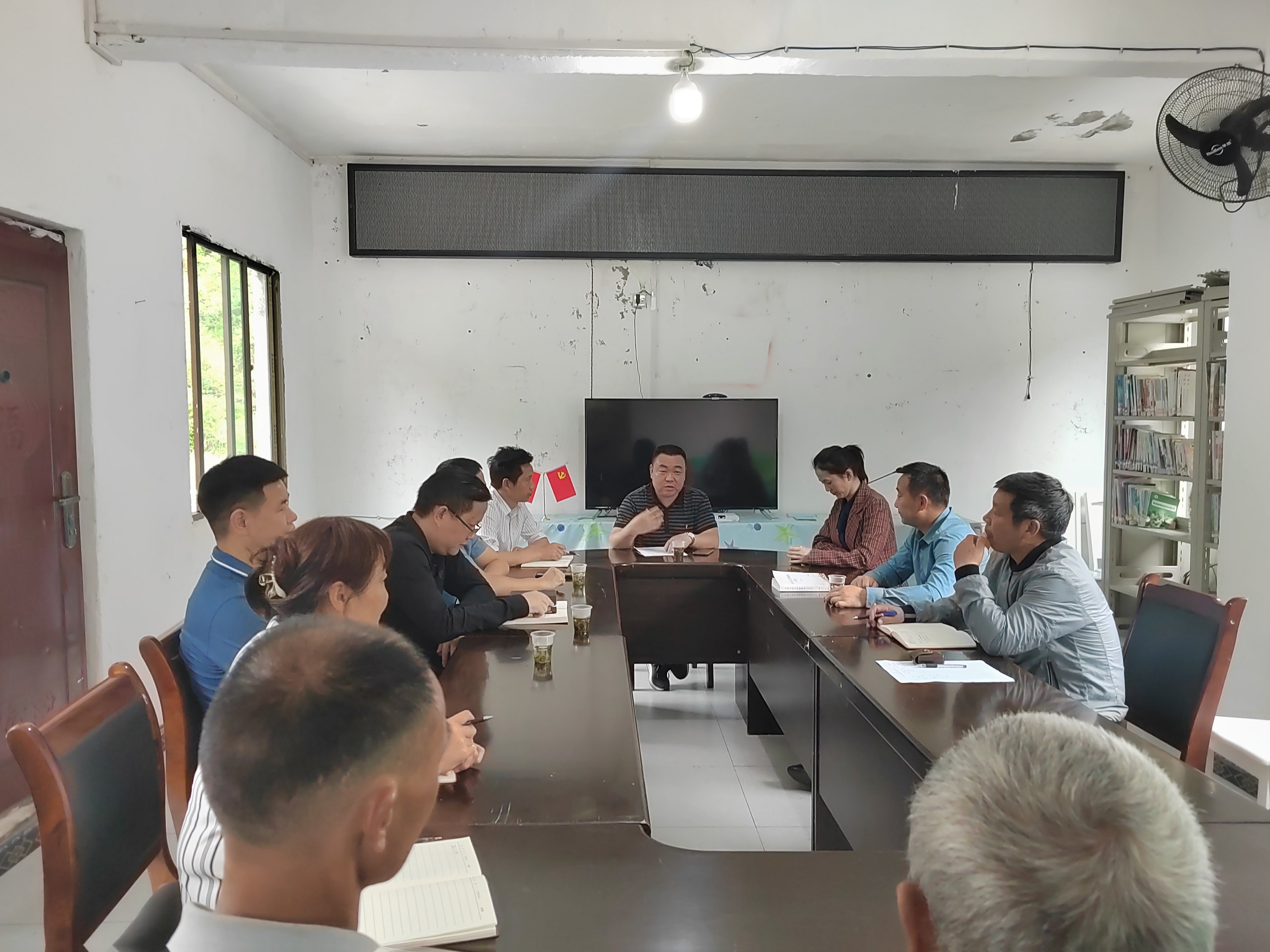 銅仁城交集團幫扶工作組赴思南開(kāi)展幫扶走訪(fǎng)和慰問(wèn)