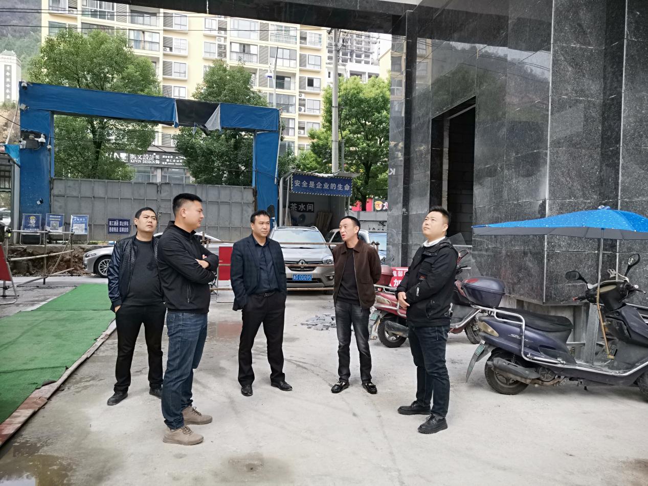 銅仁城交集團九龍地礦公司開(kāi)展10月安全生產(chǎn)專(zhuān)項大檢查