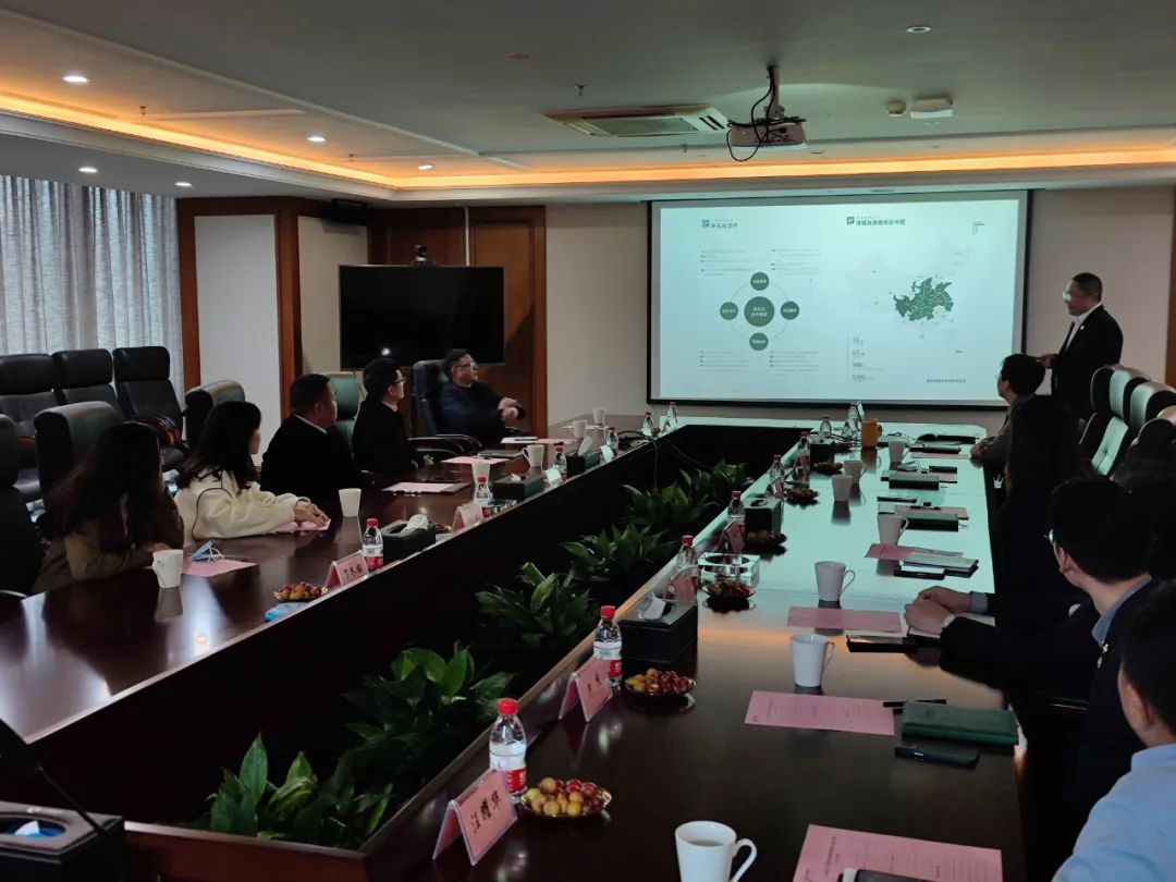 王剛一行到浙江綠城生活服務(wù)集團公司考察學(xué)習