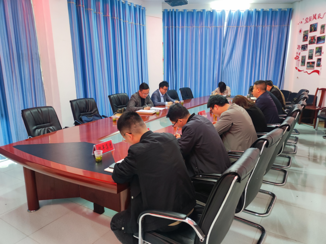 聚焦溫泉謀發(fā)展，印江縣紫薇鎮溫泉項目合作開(kāi)發(fā)座談會(huì )召開(kāi)