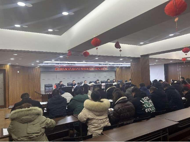 銅仁城交集團九龍地礦投資開(kāi)發(fā)公司組織開(kāi)展2023年度在職干部職工理論考試